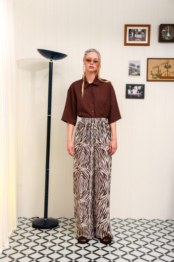 HARMONY SHIRT BROWN PEPPER POT PANTS 110ef183 282d 436f 969a f20fe908fef8 2048x2048